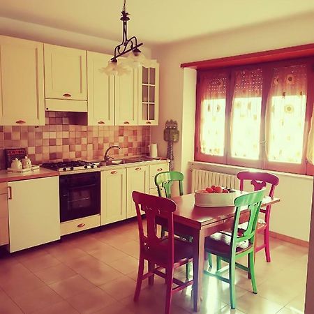 Come a casa tua (appartamento da 1 a 8 posti) San Nicola La Strada Exterior foto