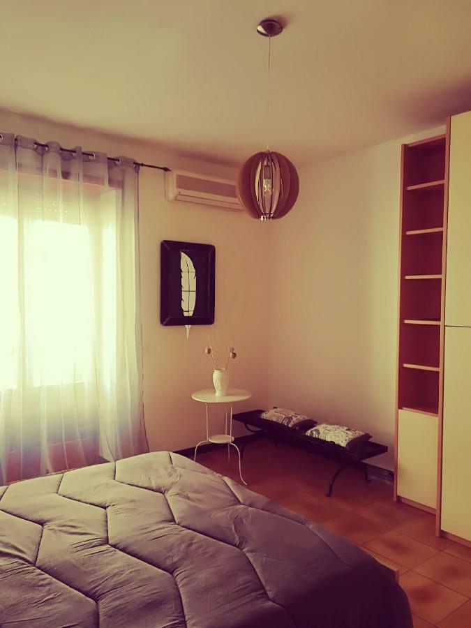 Come a casa tua (appartamento da 1 a 8 posti) San Nicola La Strada Exterior foto